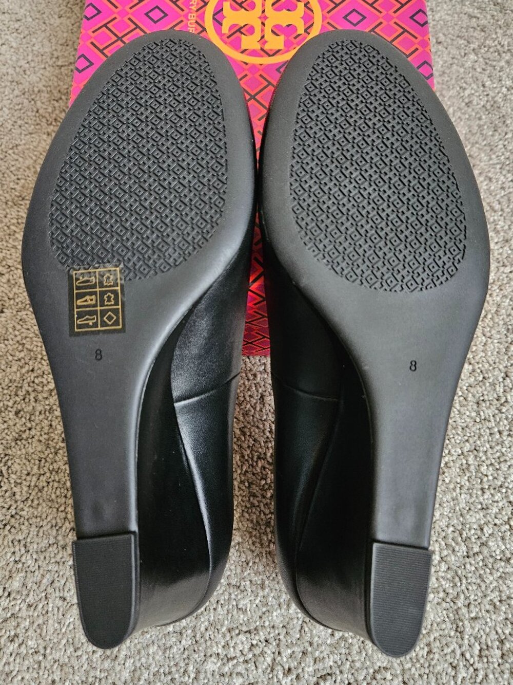 NIB Tory Burch Chelsea 65mm Wedge Pumps Black Napa Leather 8 - Picture 6 of 11